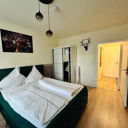 Elegant In Old Town With Tower View *