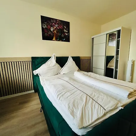 Elegant In Old Town With Tower View Lejlighed Gengenbach