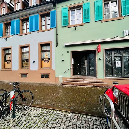 Elegant In Old Town With Tower View Lejlighed