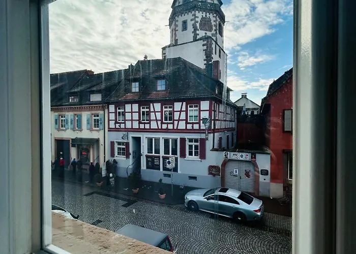 Elegant In Old Town With Tower View *